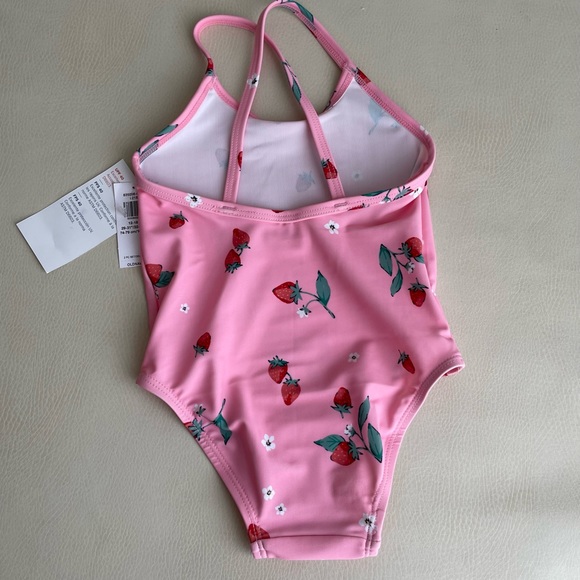 Old Navy Toddler 2pack Swimsuit - Picture 4 of 15
